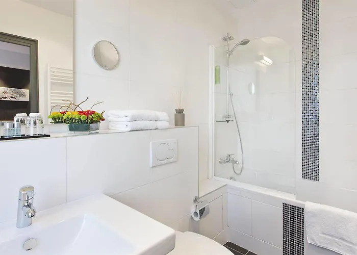 Ambre Hotel