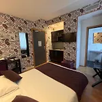 Ambre Hotell 3*