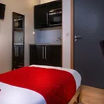 Ambre Hotell 3*