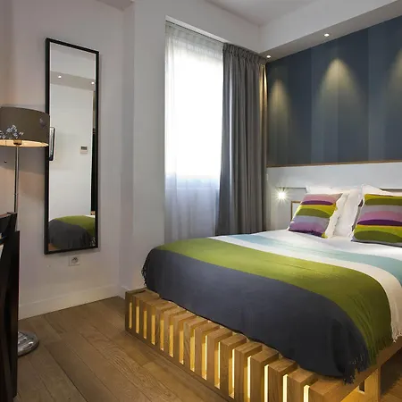 호텔 암브 파리