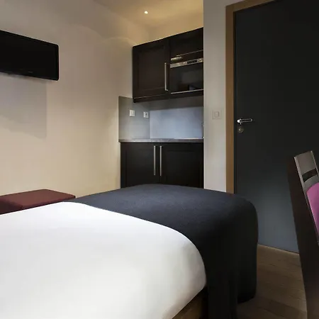 호텔 암브 파리