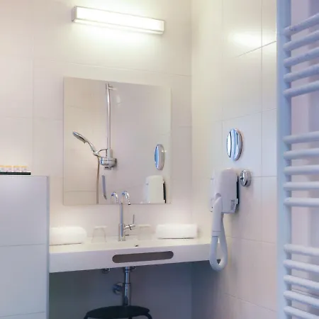 호텔 암브 파리